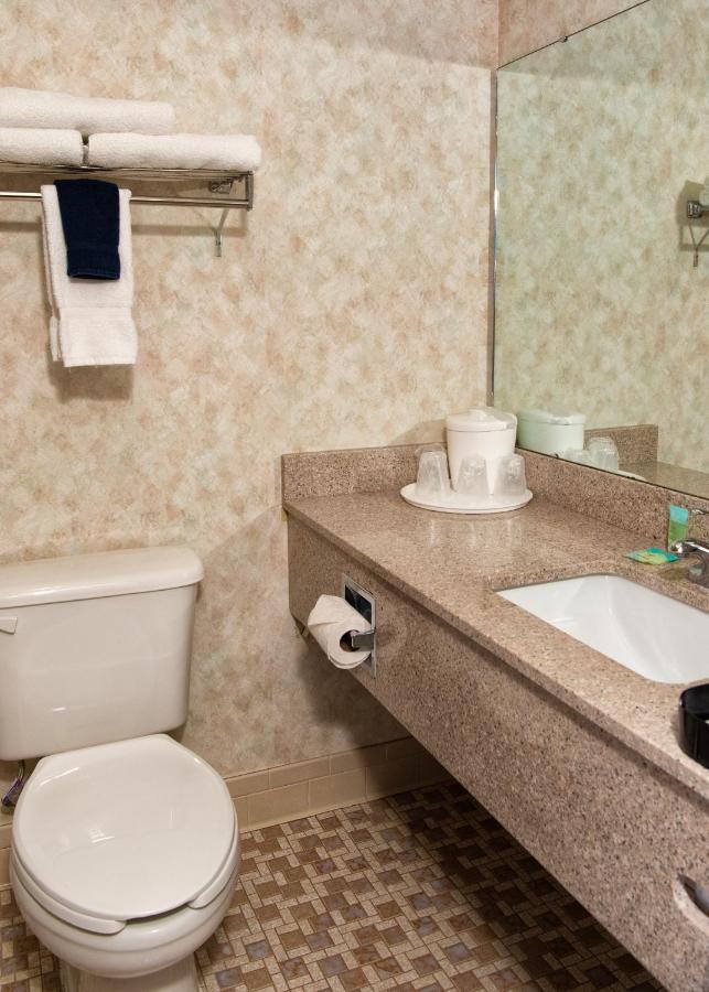 Ozarka Lodge Юрика Спрингс Экстерьер фото