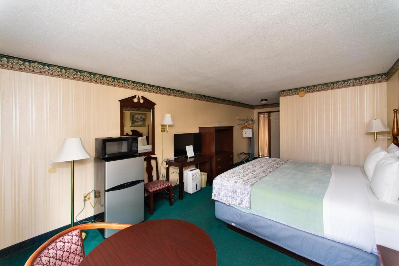 Ozarka Lodge Юрика Спрингс Экстерьер фото