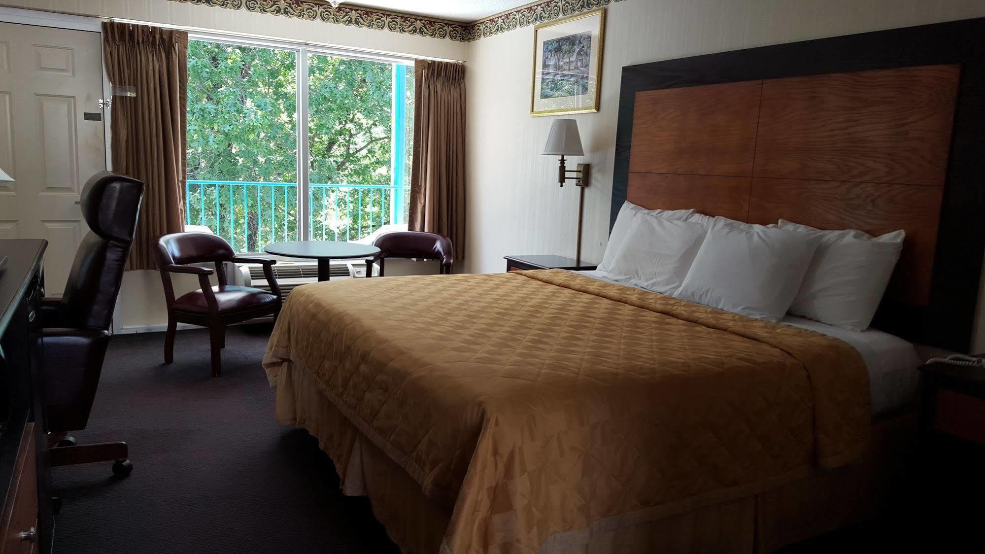Ozarka Lodge Юрика Спрингс Экстерьер фото